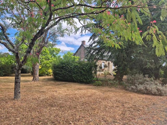 Vente Maison 10 pièces 203.78 m2 Rougé