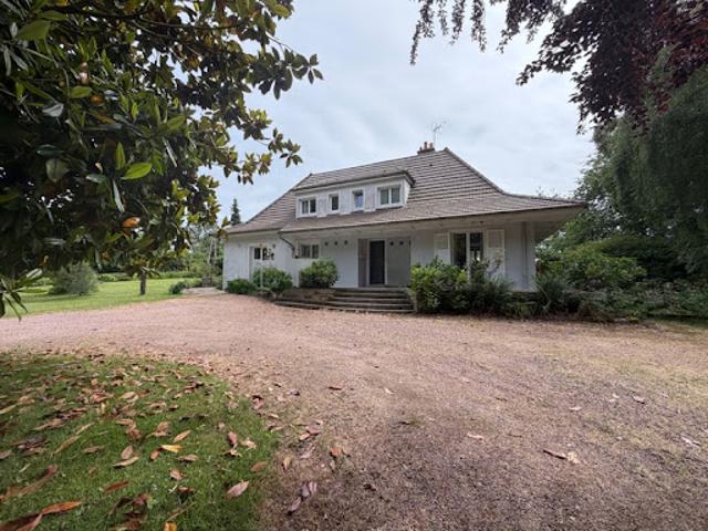 Vente Maison 10 pièces 203 m2 Sainte Mère Eglise