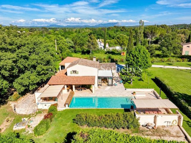Vente Maison 10 pièces 200 m2 Aix en Provence