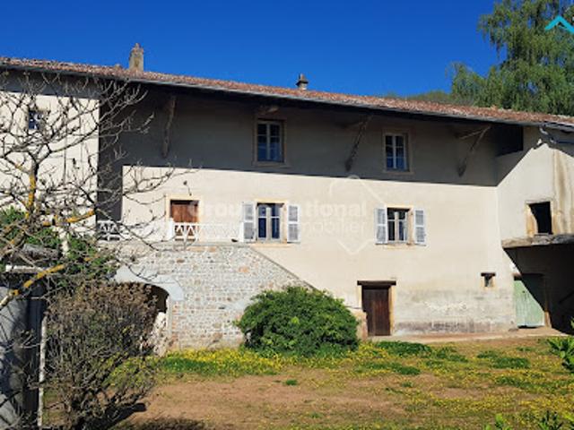 Vente Maison 10 pièces 200 m2 Saint Etienne la Varenne