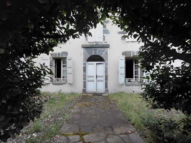 Vente Maison 10 pièces 200 m2 Saint Paul des Landes