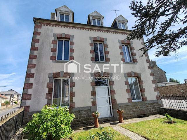 Vente Maison 10 pièces 201 m2 Landivy
