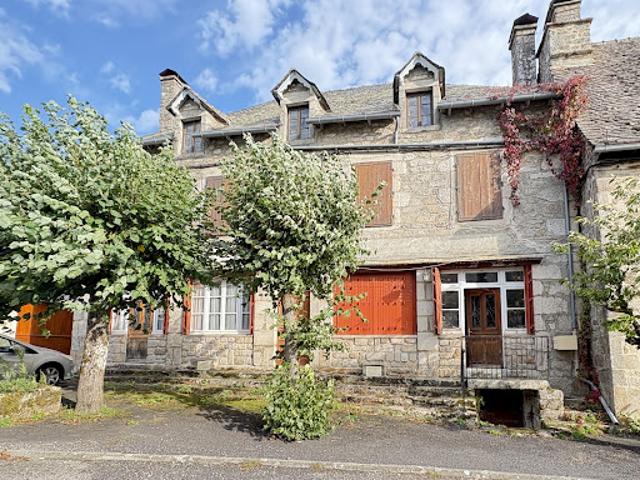 Vente Maison 10 pièces 208.11 m2 Auriac