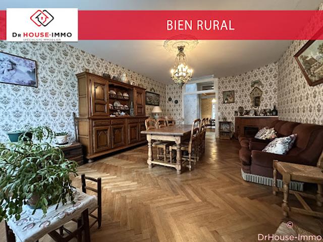 Vente Maison 10 pièces 213 m2 Besse