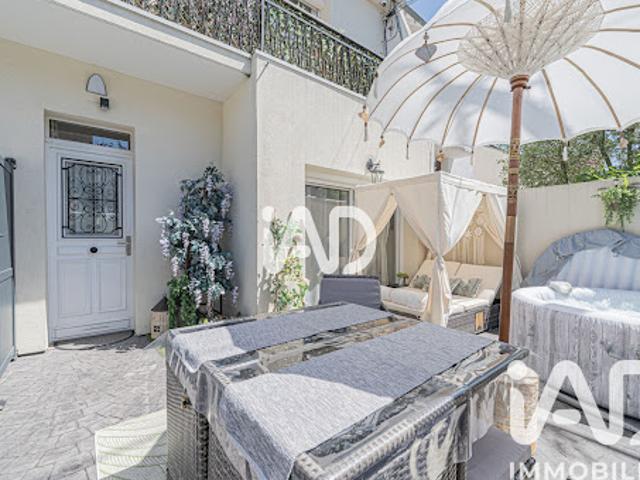 Vente Maison 10 pièces 213 m2 Noisy le Grand