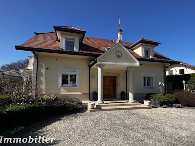 Vente Maison 10 pièces 210.85 m2 Veigy Foncenex