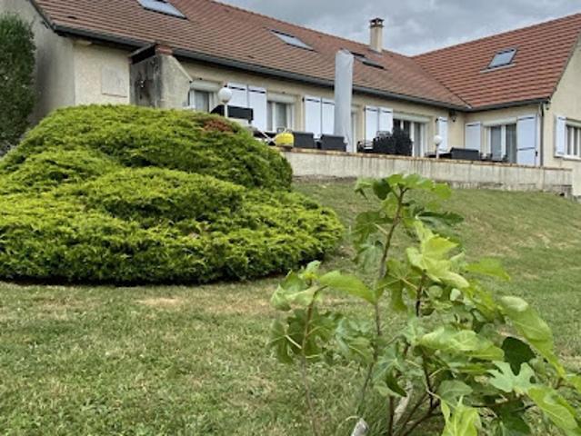 Vente Maison 10 pièces 214 m2 Beynes
