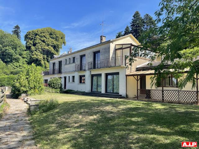 Vente Maison 10 pièces 215 m2 Pouzauges