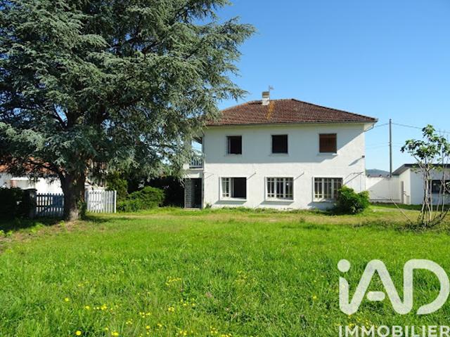 Vente Maison 10 pièces 218 m2 Idaux Mendy