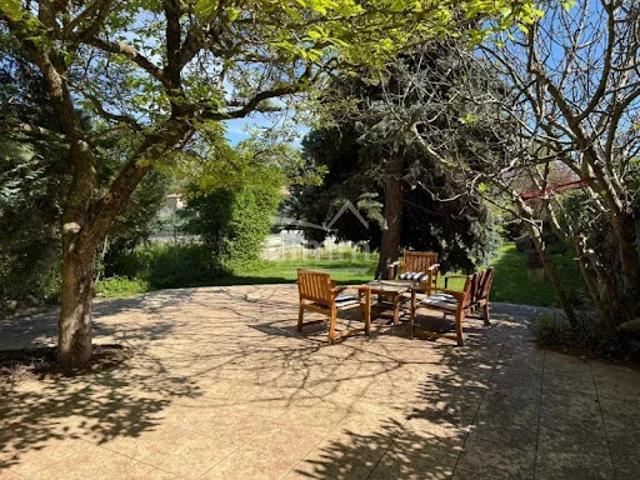 Vente Maison 10 pièces 219 m2 Laragne Montéglin