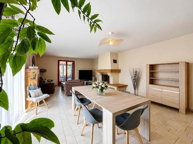 Vente Maison 10 pièces 223 m2 Vias