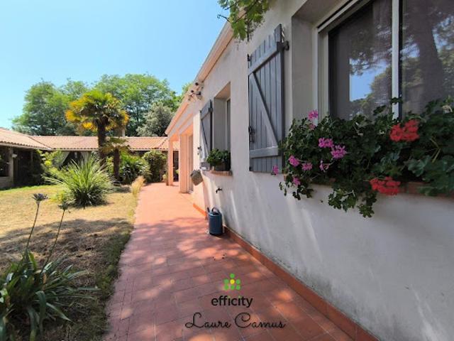 Vente Maison 10 pièces 223 m2 Jard sur Mer