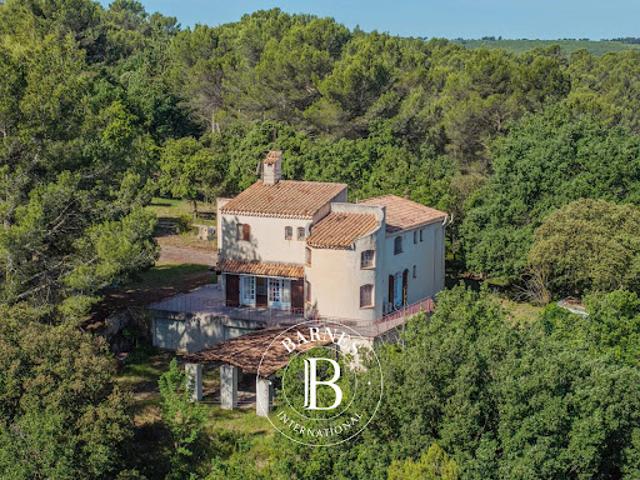 Vente Maison 10 pièces 227 m2 Aix en Provence