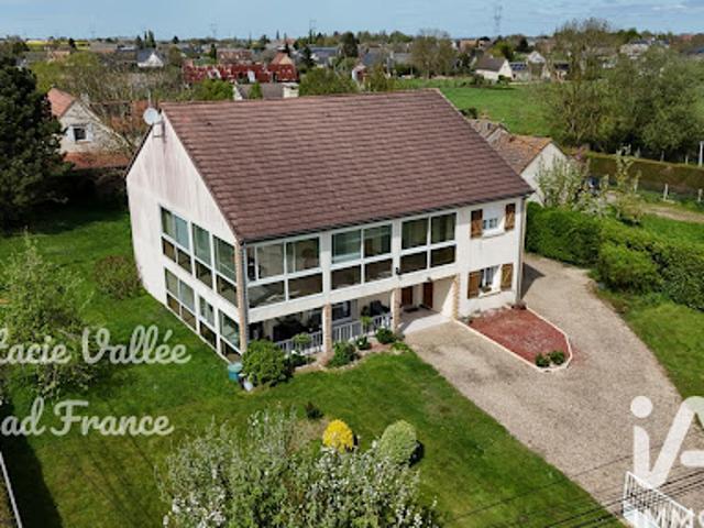 Vente Maison 10 pièces 224 m2 Combon