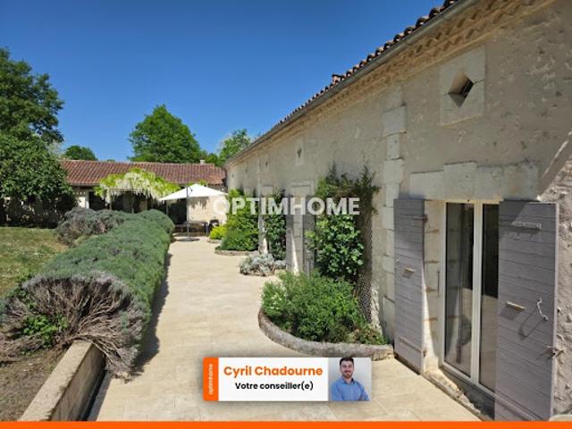 Vente Maison 10 pièces 225 m2 Douville