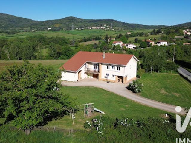 Vente Maison 10 pièces 225 m2 Sainte Consorce