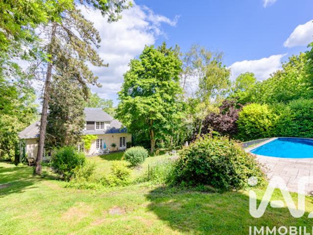 Vente Maison 10 pièces 228 m2 Vienne en Arthies