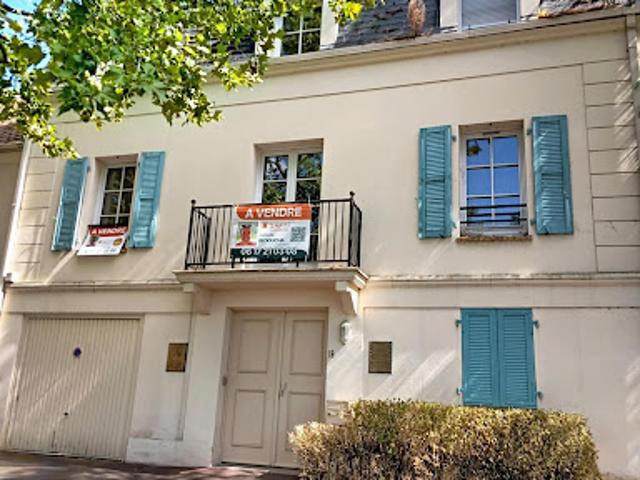Vente Maison 10 pièces 233 m2 Cergy