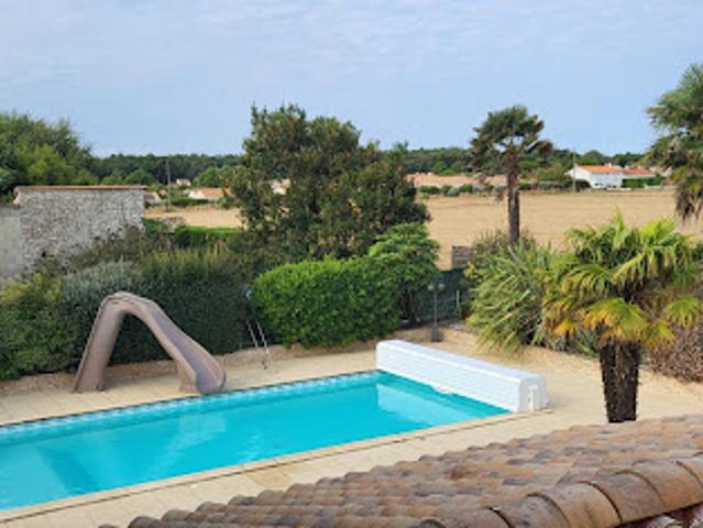 Vente Maison 10 pièces 230 m2 Longeville sur Mer