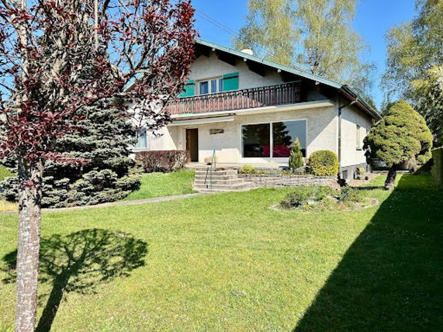 Vente Maison 10 pièces 231 m2 Luxeuil les Bains