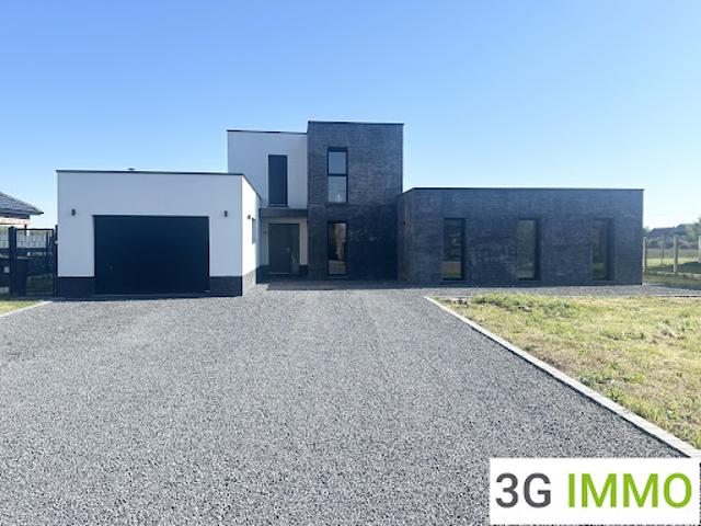 Vente Maison 10 pièces 237.7 m2 Hinges