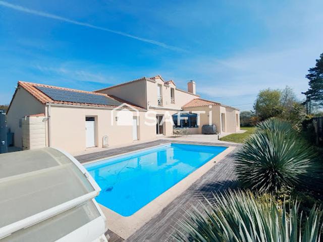 Vente Maison 10 pièces 237 m2 Bouaye
