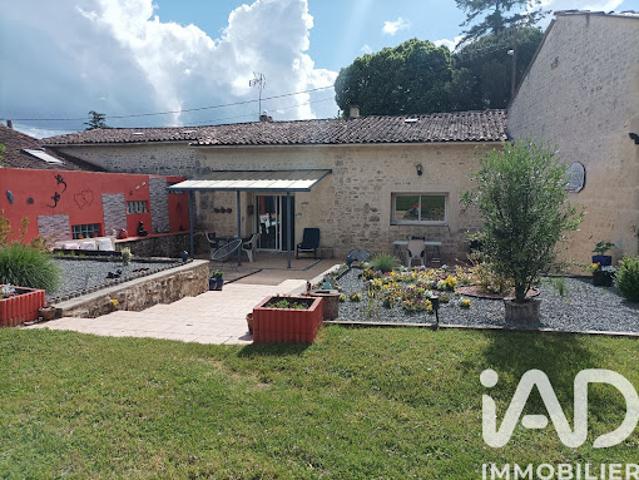 Vente Maison 10 pièces 234 m2 Corme Royal
