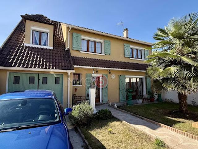 Vente Maison 10 pièces 235 m2 Vaujours