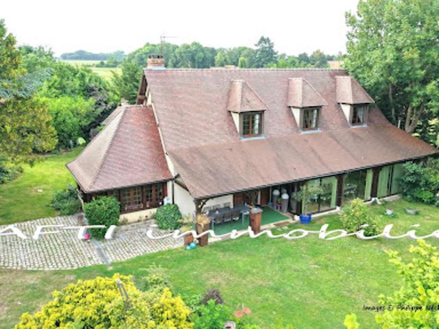 Vente Maison 10 pièces 235 m2 La Villeneuve en Chevrie