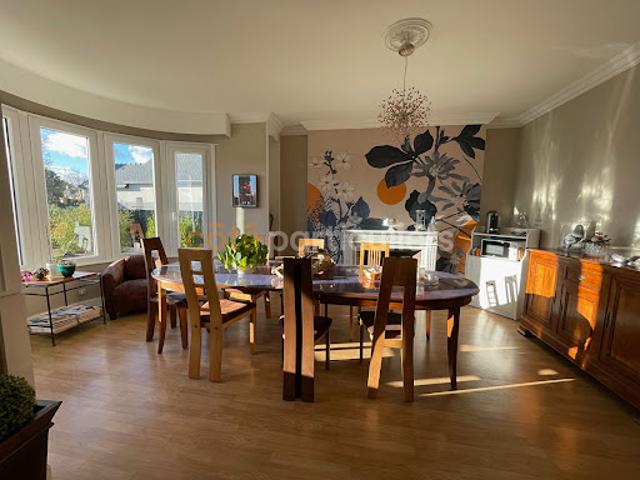 Vente Maison 10 pièces 235 m2 Loudeac
