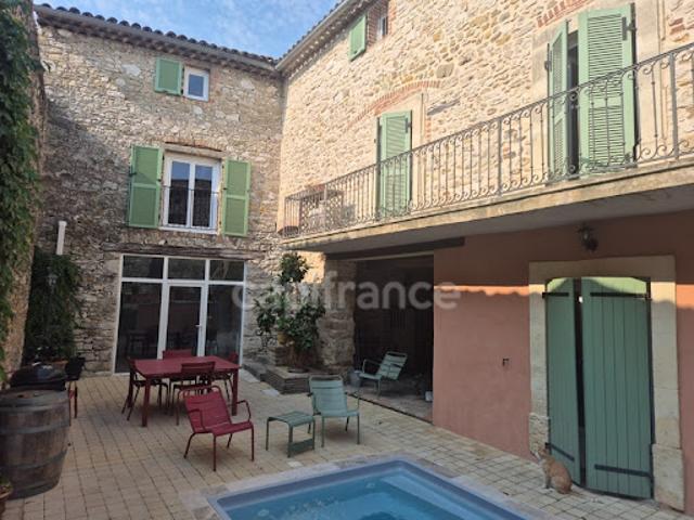 Vente Maison 10 pièces 235 m2 Saint Hilaire de Brethmas