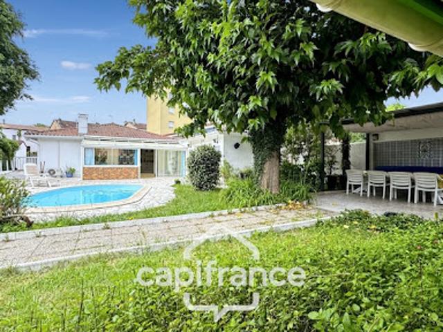 Vente Maison 10 pièces 236 m2 Dax