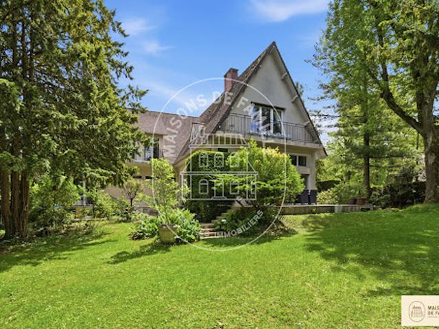 Vente Maison 10 pièces 238 m2 La Celle Saint Cloud
