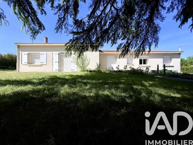 Vente Maison 10 pièces 238 m2 Montaigu