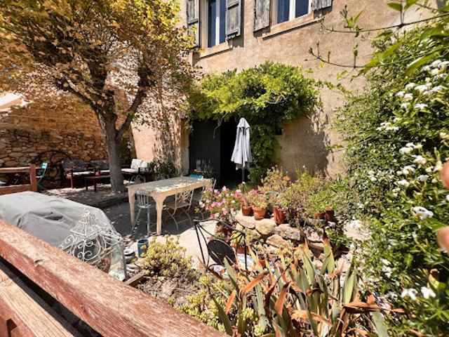 Vente Maison 10 pièces 238 m2 Montouliers