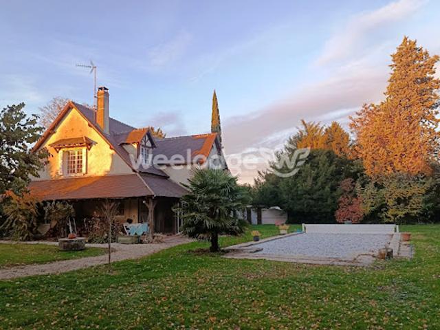 Vente Maison 10 pièces 239 m2 Montgivray