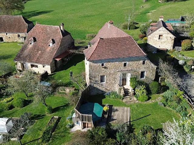 Vente Maison 10 pièces 340 m2 Alvignac