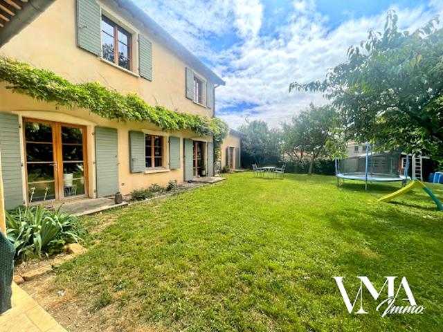 Vente Maison 10 pièces 340 m2 Liergues
