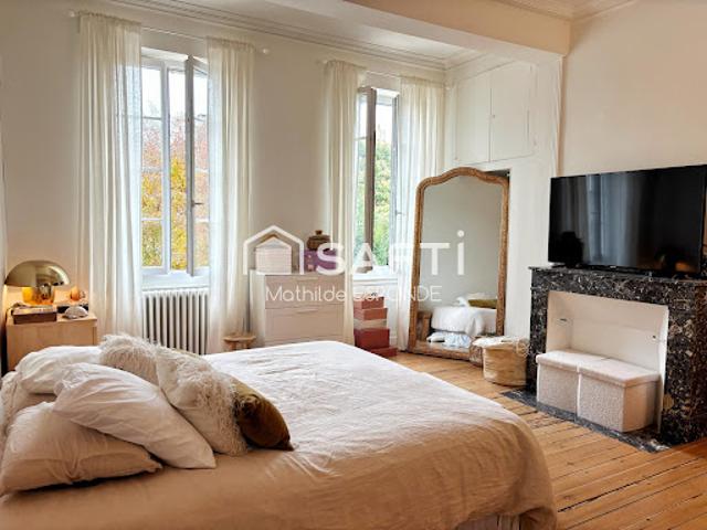 Vente Maison 10 pièces 342 m2 Fleurance