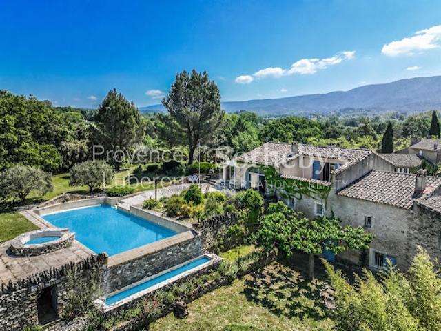 Vente Maison 10 pièces 350 m2 Oppède