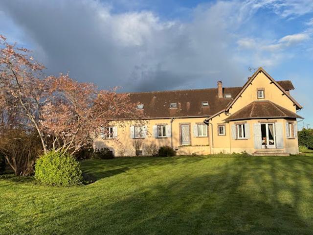 Vente Maison 10 pièces 357.83 m2 Brezolles