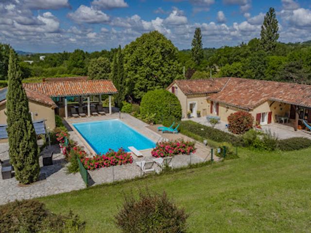 Vente Maison 10 pièces 355 m2 Villeneuve sur Lot