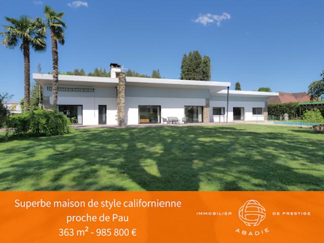 Vente Maison 10 pièces 363 m2 Idron