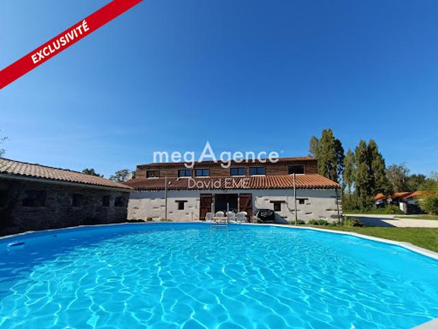 Vente Maison 10 pièces 360 m2 Challans