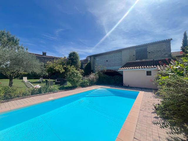 Vente Maison 10 pièces 370 m2 Verniolle