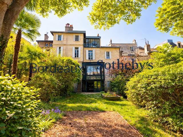 Vente Maison 10 pièces 370 m2 Bordeaux