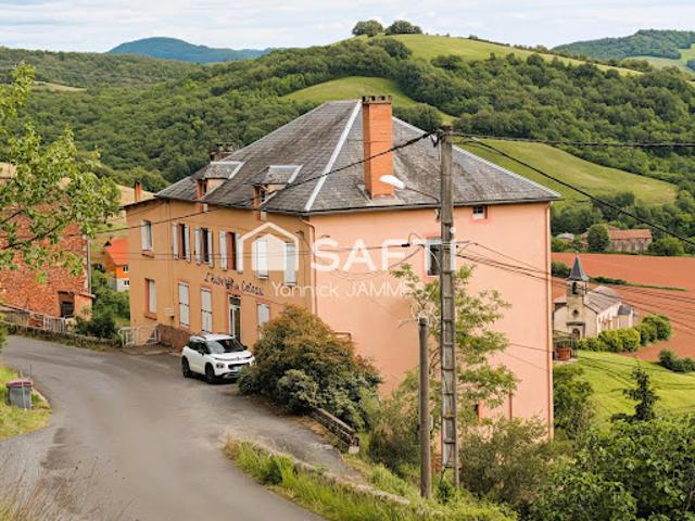 Vente Maison 10 pièces 375 m2 Saint Affrique