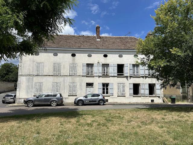 Vente Maison 10 pièces 385 m2 Fontainebleau