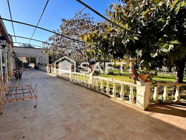 Vente Maison 10 pièces 385 m2 Montpeyroux