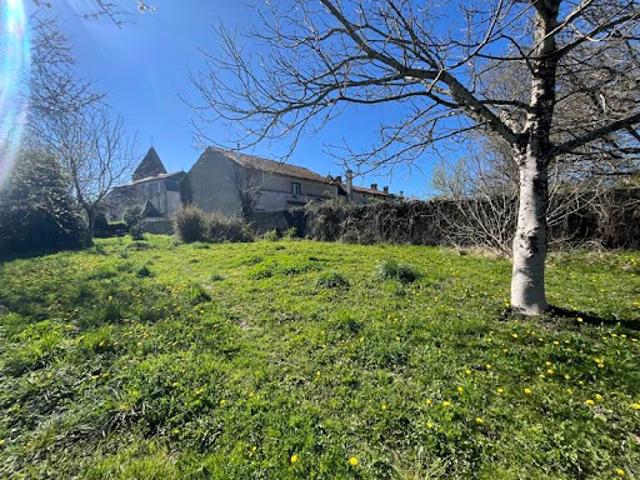 Vente Maison 10 pièces 388.06 m2 Val d'Oire et Gartempe